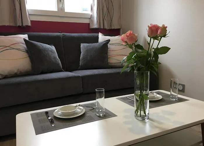 Framboise La Vallee Des Noyers Casa de Férias